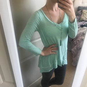 Flowy mint bohemian long sleeve shirt